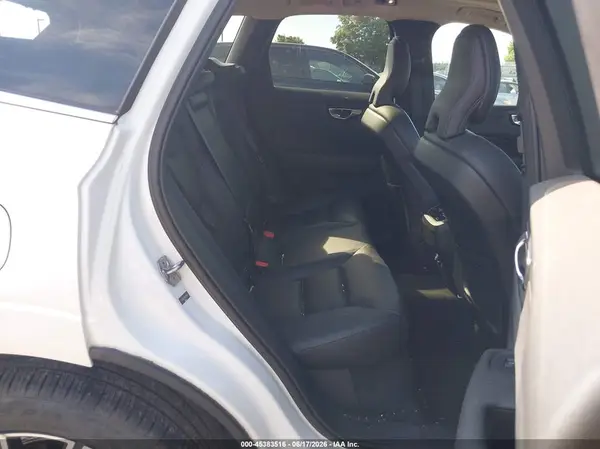 LYV102RL2KB298344 2019 VOLVO XC60 - Image 8