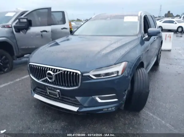 LYV102RL3KB250397 2019 VOLVO XC60 - Image 2