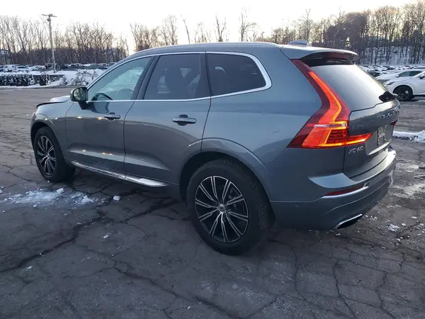 LYV102RL4KB247184 2019 VOLVO XC60 - Image 2
