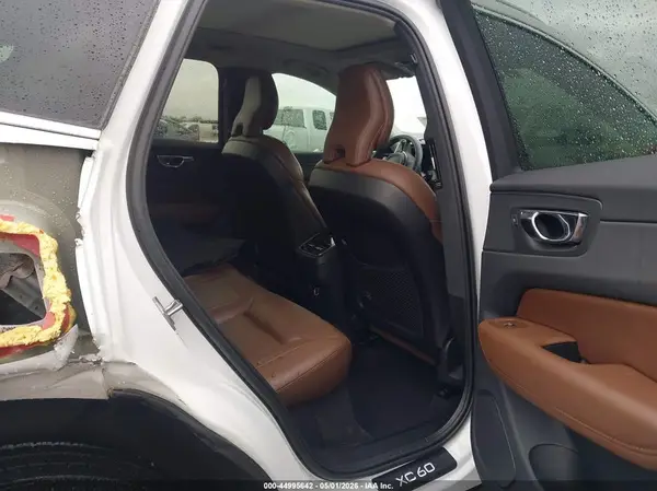 LYV102RL4KB330663 2019 VOLVO XC60 - Image 8