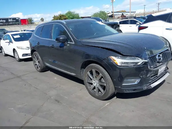 LYV102RL5KB298774 2019 VOLVO XC60 - Image 1