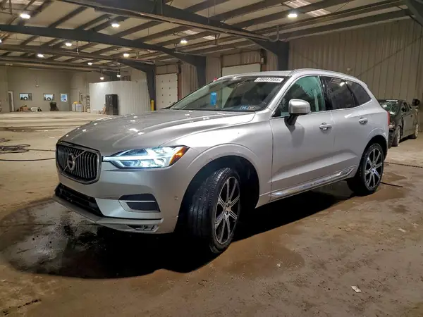 LYV102RL5KB325620 2019 VOLVO XC60 - Image 1