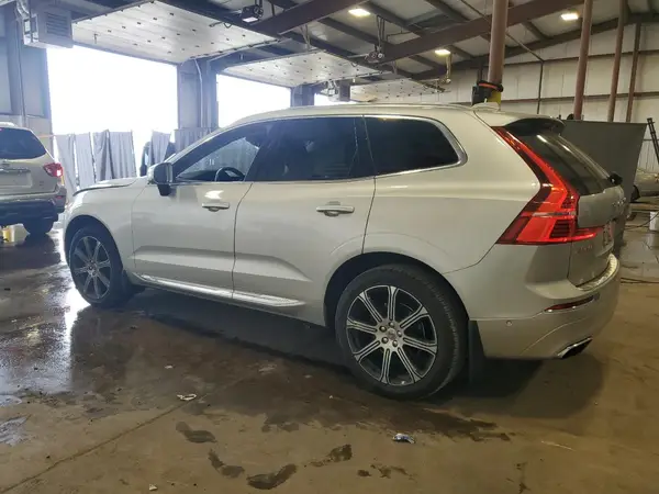 LYV102RL6KB337162 2019 VOLVO XC60 - Image 2