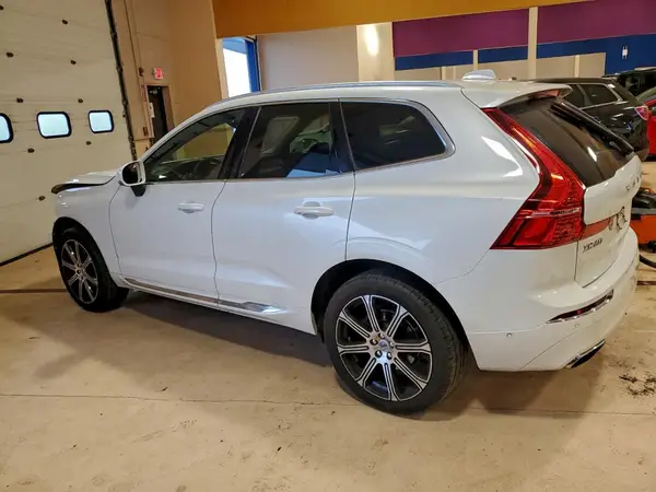 LYV102RL8KB298316 2019 VOLVO XC60 - Image 2
