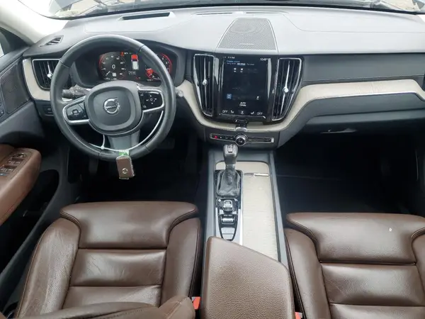 LYV102RL8KB322694 2019 VOLVO XC60 - Image 8