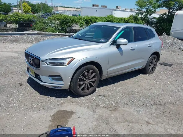 LYV102RL9KB321098 2019 VOLVO XC60 - Image 2