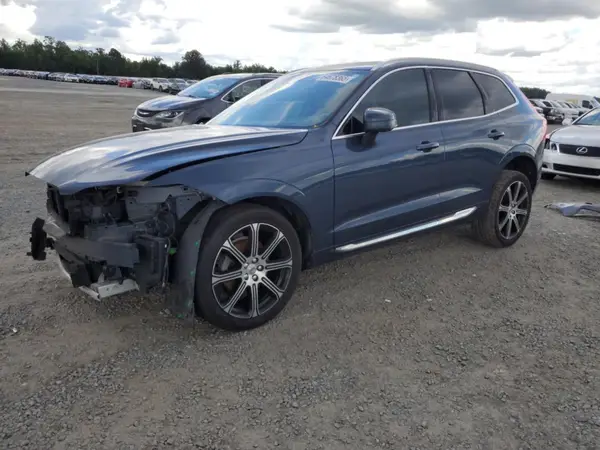 LYV102RL9KB331257 2019 VOLVO XC60 - Image 1