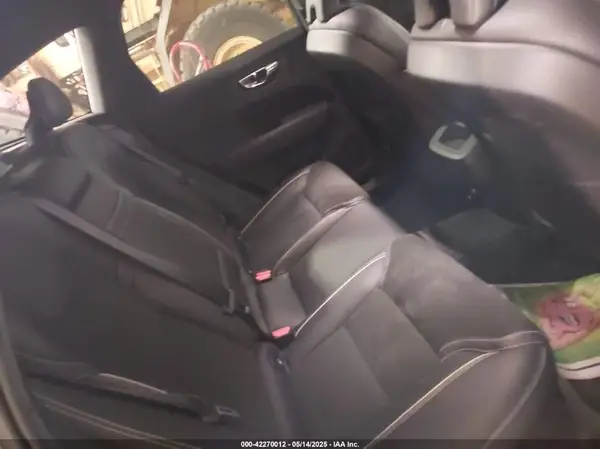 LYV102RM1KB296870 2019 VOLVO XC60 - Image 8