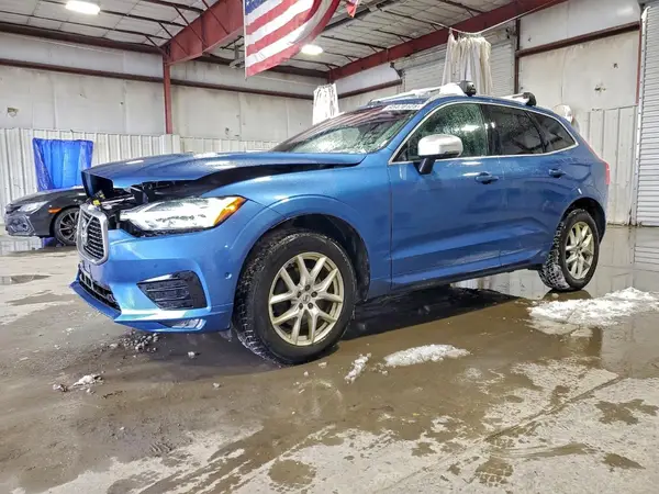 LYV102RM2KB246267 2019 VOLVO XC60 - Image 1
