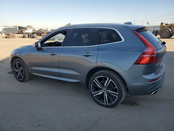 LYV102RM2KB279883 2019 VOLVO XC60 - Image 2