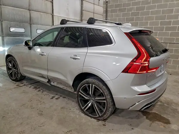 LYV102RM3KB292481 2019 VOLVO XC60 - Image 2