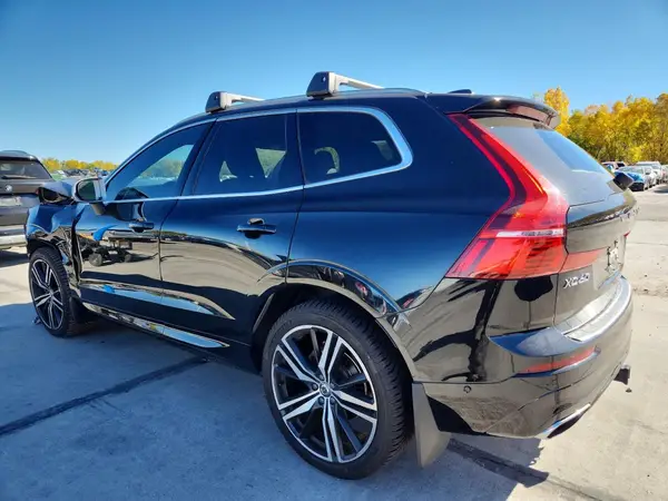 LYV102RM4KB288620 2019 VOLVO XC60 - Image 2