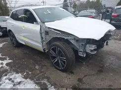 LYV102RM8KB232471 2019 VOLVO XC60