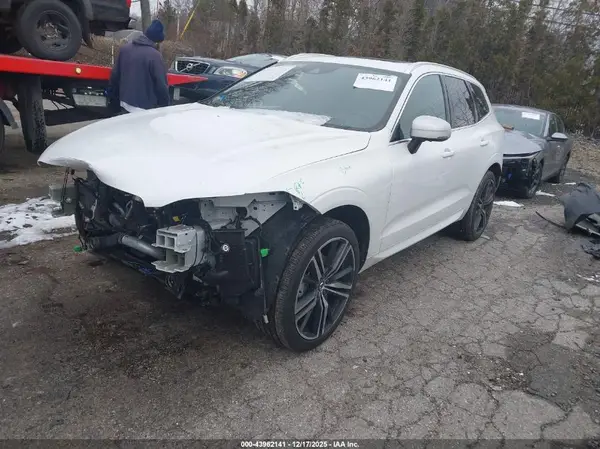 LYV102RM8KB232471 2019 VOLVO XC60 - Image 2