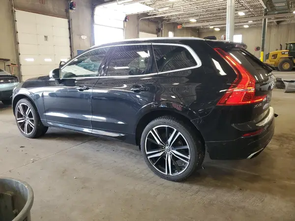 LYV102RM8KB233880 2019 VOLVO XC60 - Image 2