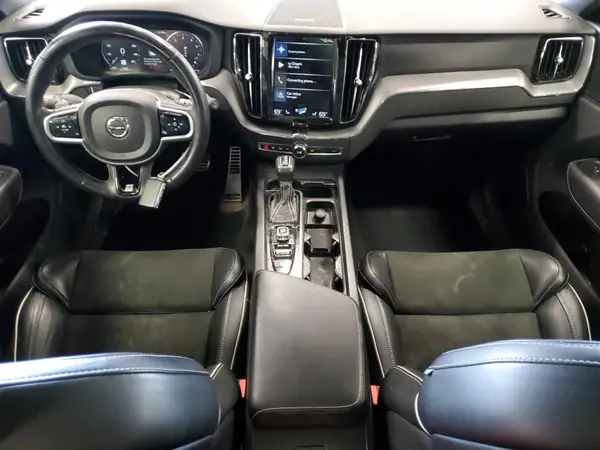 LYV102RM8KB233880 2019 VOLVO XC60 - Image 8