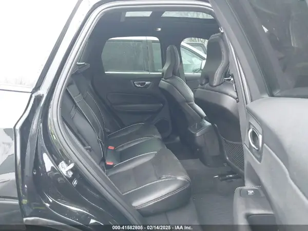 LYV102RM9KB297622 2019 VOLVO XC60 - Image 8