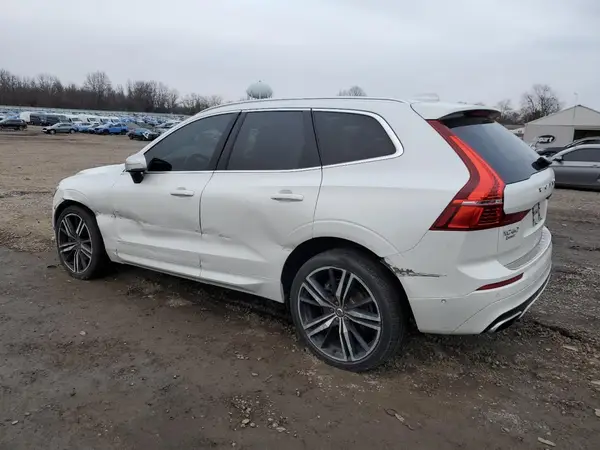 LYV102RMXKB200217 2019 VOLVO XC60 - Image 2