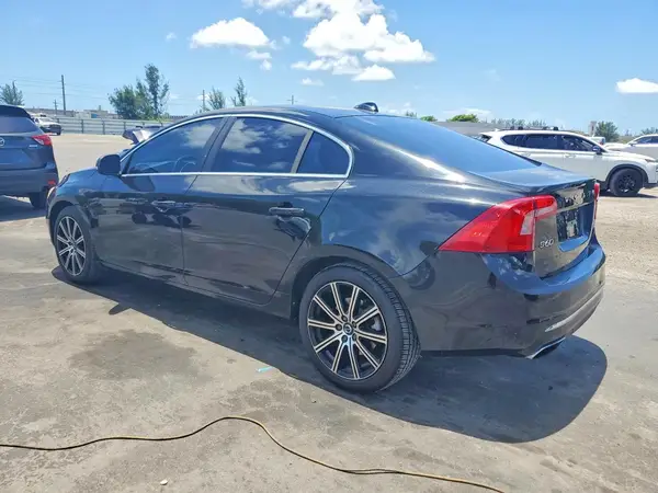 LYV402FK0GB109805 2016 VOLVO S60 - Image 2