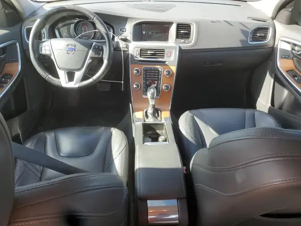LYV402FK4GB111282 2016 VOLVO S60 - Image 8
