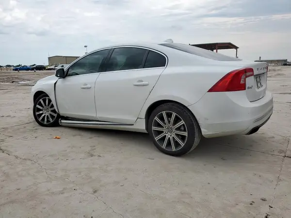 LYV402FK5GB113607 2016 VOLVO S60 - Image 2