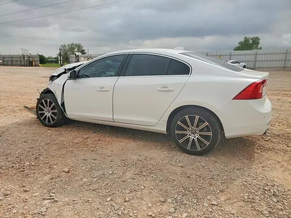 LYV402FK6GB105810 2016 VOLVO S60 - Image 2