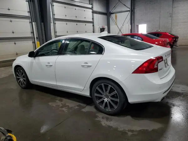 LYV402FK8GB108711 2016 VOLVO S60 - Image 2