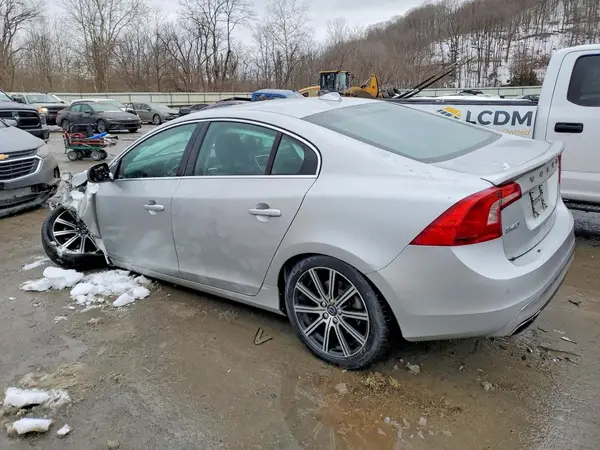 LYV402FK9GB102142 2016 VOLVO S60 - Image 2