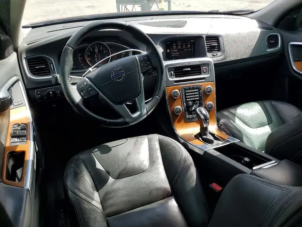 LYV402FM1GB111211 2016 VOLVO S60 - Image 8