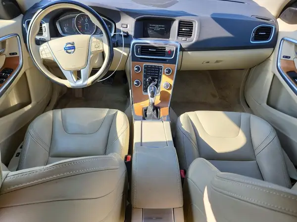 LYV402FM3GB089969 2016 VOLVO S60 - Image 8