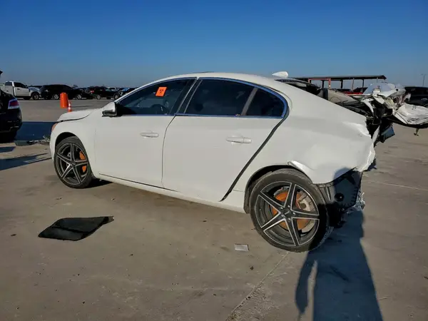 LYV402FM3GB098056 2016 VOLVO S60 - Image 2