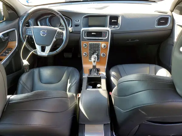 LYV402FM5GB090072 2016 VOLVO S60 - Image 8