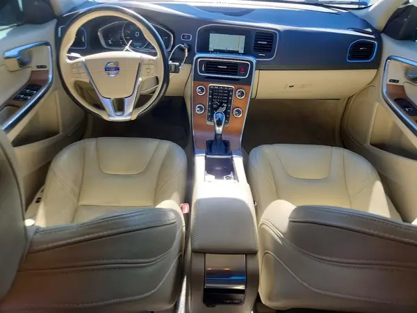 LYV402FM6GB097130 2016 VOLVO S60 - Image 8