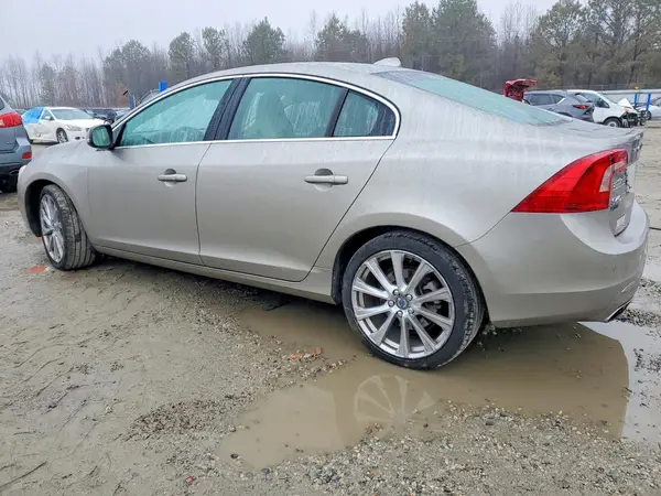 LYV402FM6GB100186 2016 VOLVO S60 - Image 2