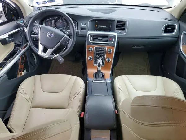 LYV402FM6GB105727 2016 VOLVO S60 - Image 8