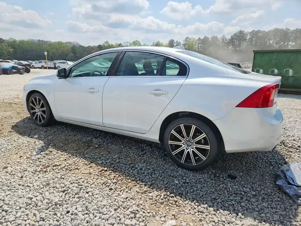 LYV402FM8GB108757 2016 VOLVO S60 - Image 2