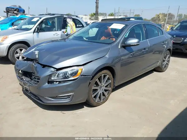 LYV402FM8GB111058 2016 VOLVO S60 - Image 2