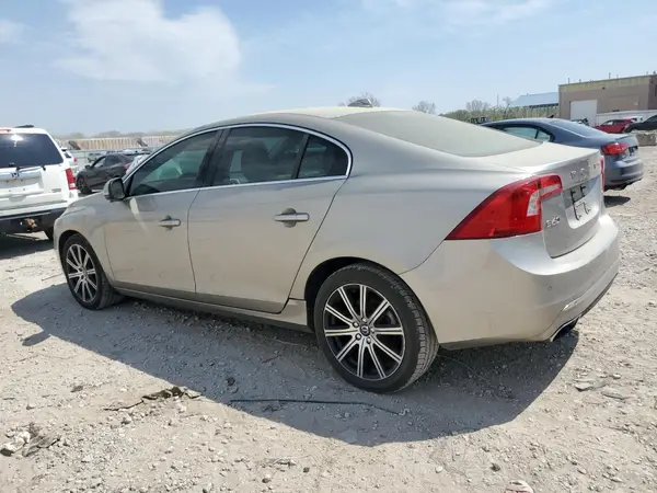 LYV402FMXGB092822 2016 VOLVO S60 - Image 2