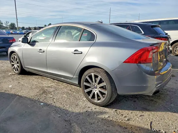 LYV402HK0JB164372 2018 VOLVO S60 - Image 2