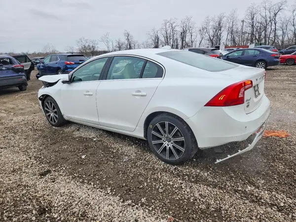 LYV402HK1HB133271 2017 VOLVO S60 - Image 2