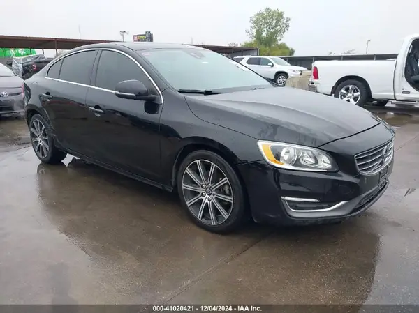 LYV402HK1HB196063 2017 VOLVO S60 - Image 1