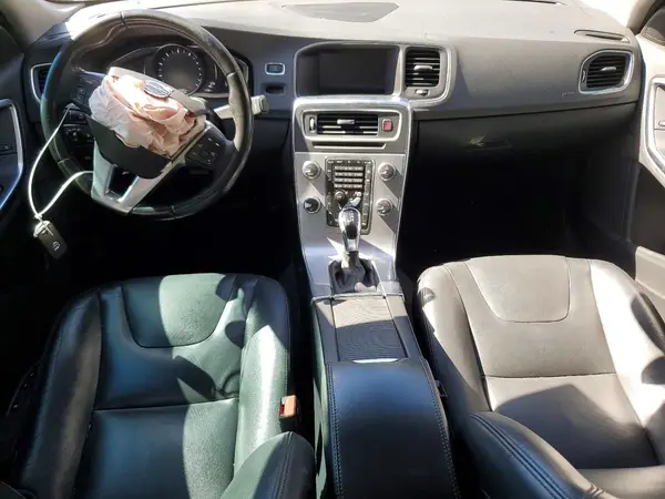 LYV402HK1JB179043 2018 VOLVO S60 - Image 8