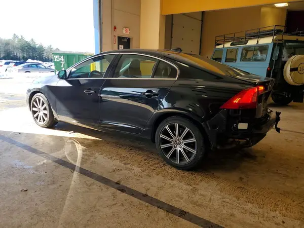 LYV402HK2HB132291 2017 VOLVO S60 - Image 2