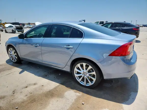 LYV402HK2JB170660 2018 VOLVO S60 - Image 2