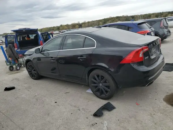 LYV402HK3JB156458 2018 VOLVO S60 - Image 2