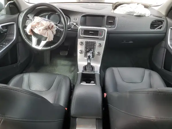 LYV402HK3JB168867 2018 VOLVO S60 - Image 8