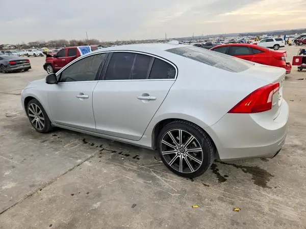 LYV402HK3JB172160 2018 VOLVO S60 - Image 2