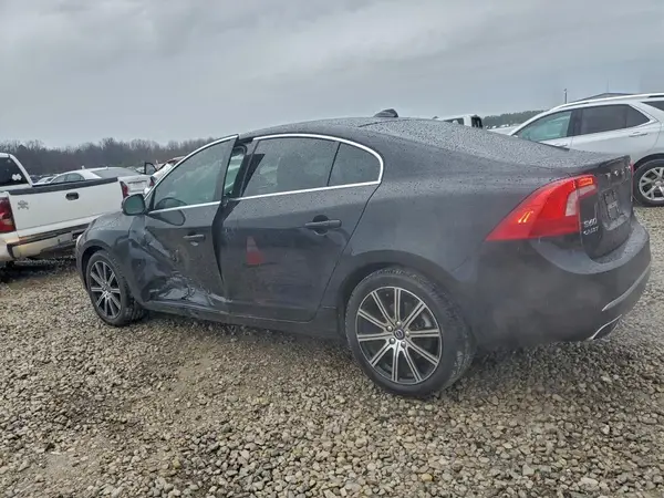 LYV402HK5JB166585 2018 VOLVO S60 - Image 2