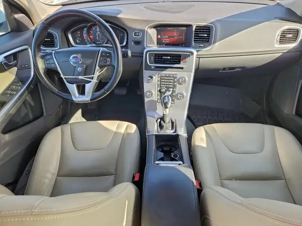 LYV402HK7HB195113 2017 VOLVO S60 - Image 8
