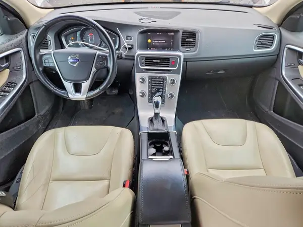 LYV402HK7JB176244 2018 VOLVO S60 - Image 8